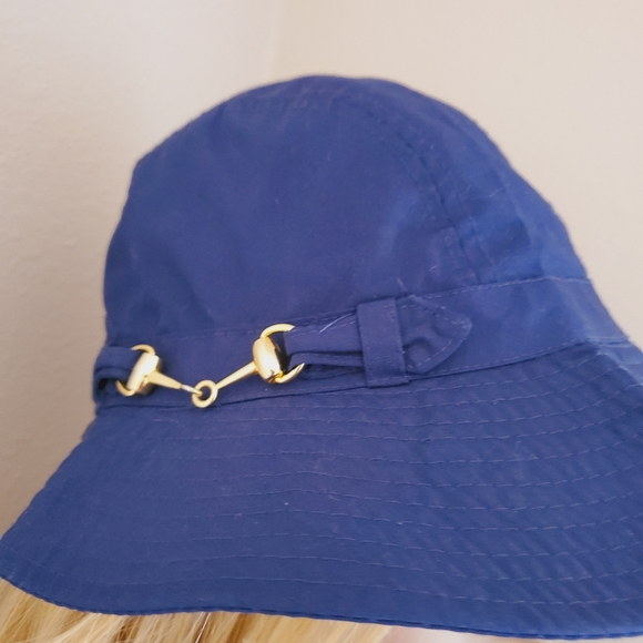 Totes Navy blue gold Horse bit buckle bucket hat - Picture 4 of 8